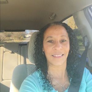 Meet your Posher, Joyce